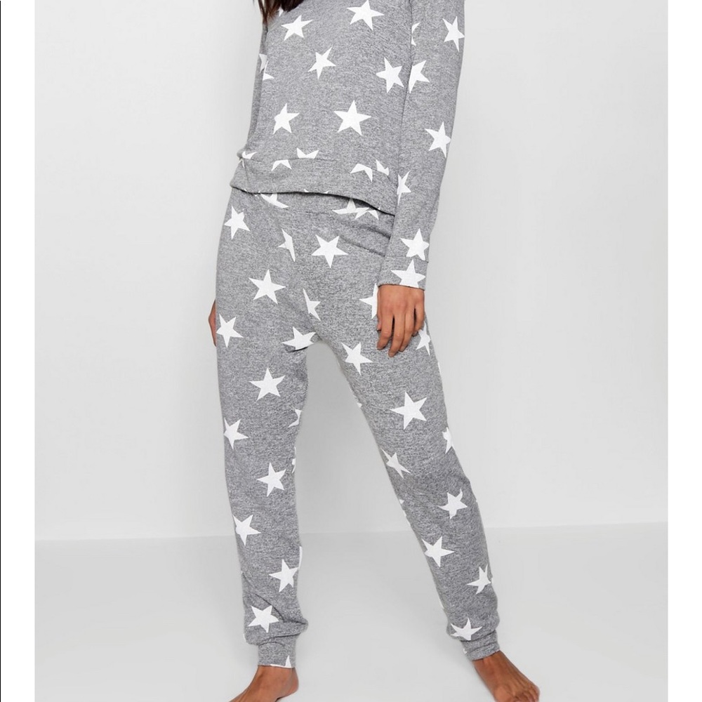 Boohoo star set never worn